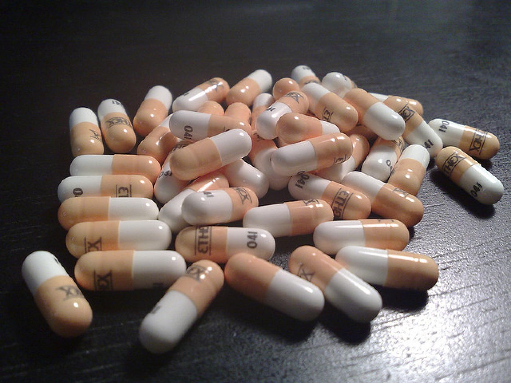 Oxicodona é um fármaco opioide analgésico usado para tratamento de dor moderada a intensa. Foto: Flickr/Be.Futureproof (Creative Commons)