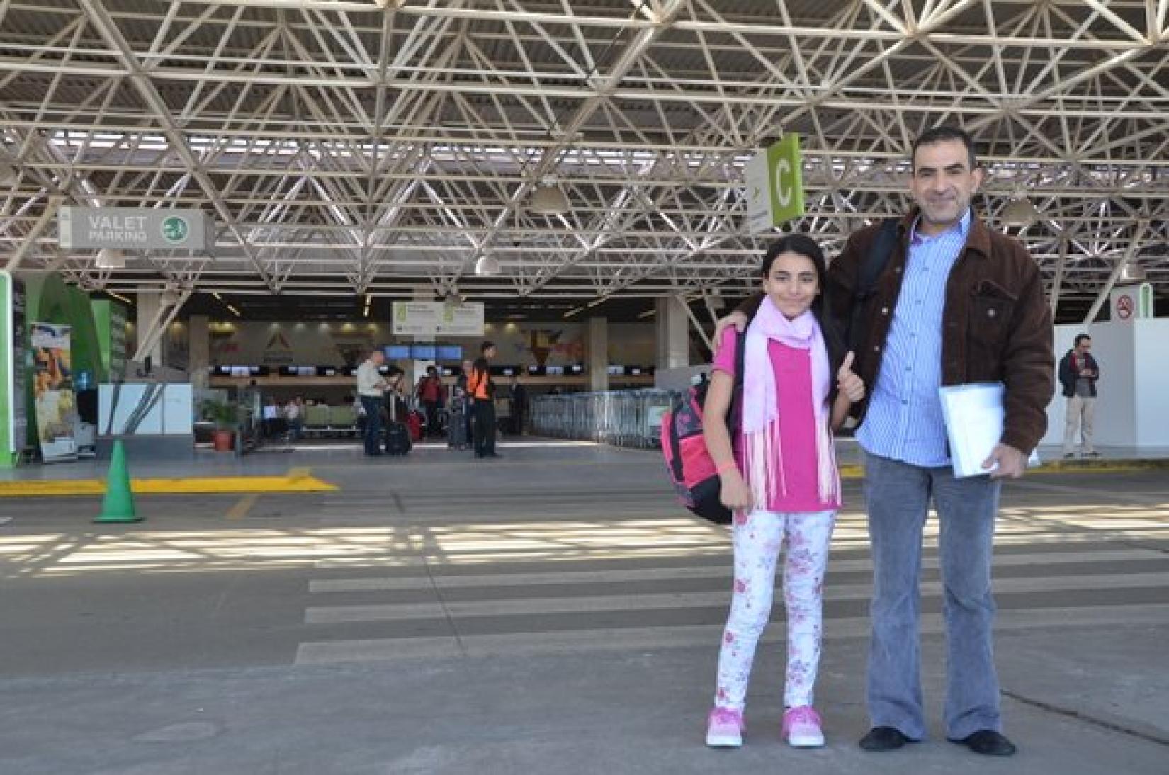 A refugiada síria Hanan Daqqah, de 12 anos de idade e que vive no Brasil desde o ano passado, é uma das dez primeiras condutoras da Tocha Olímpica nesta terça-feira (03 de maio), em Brasília (DF). Foto: ACNUR