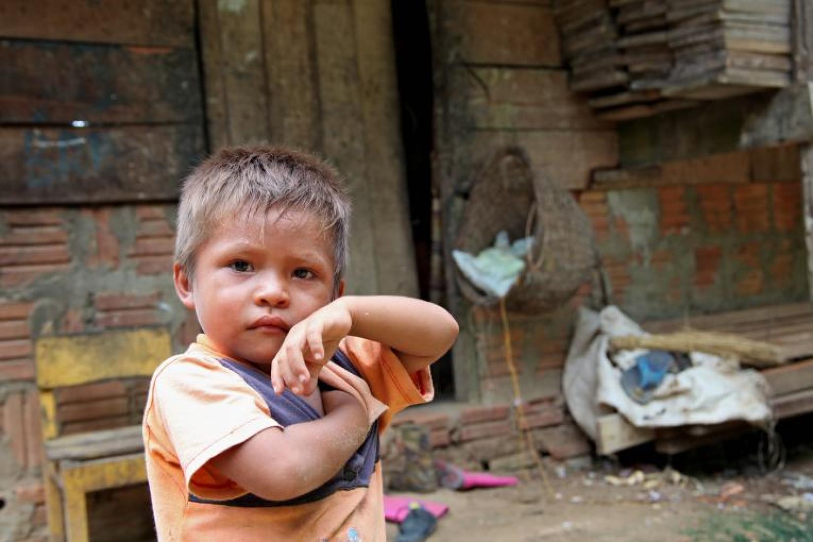 Os indicadores sociais mostram que as crianças na Amazônia têm maior risco de morrer antes de 1 ano de idade e de não completar o ensino fundamental. Foto: UNICEF