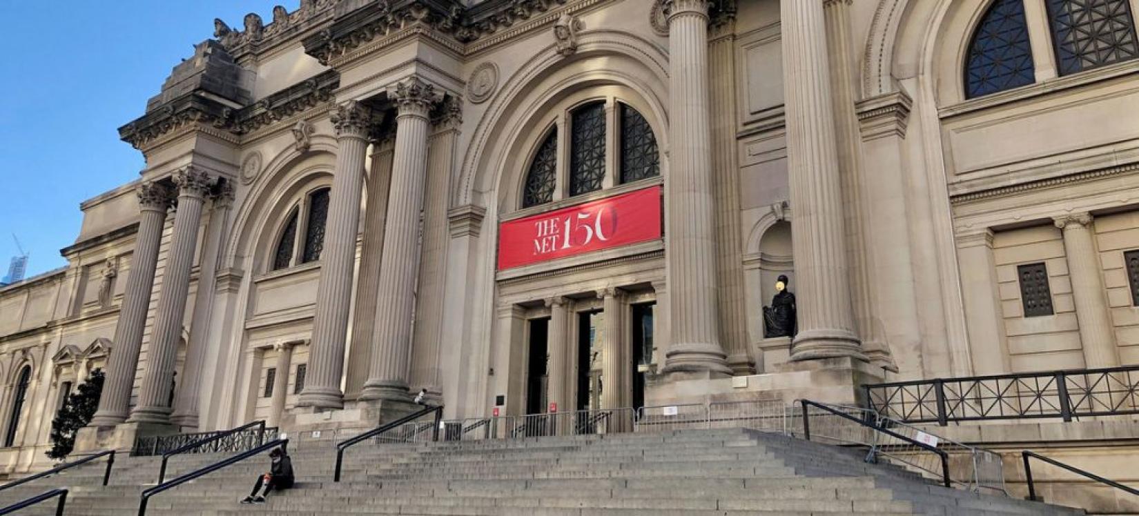 As atrações turísticas de Nova Iorque, como o Metropolitan Museum of Art (foto), fecharam devido à pandemia de coronavírus. Foto: UN News