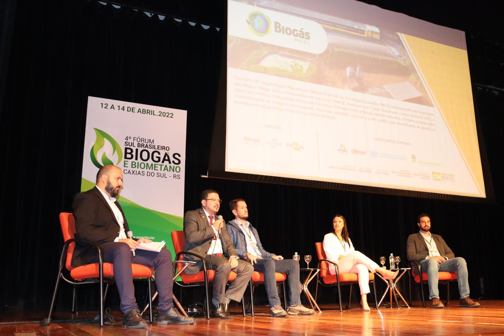 Equipe do projeto GEF Biogás Brasil apresentou painel sobre eficiência e inovação em plantas de biogás.