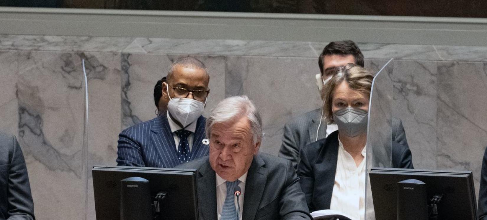 António Guterres fala ao Conselho de Segurança sobre suas visitas à Rússia e à Ucrânia.