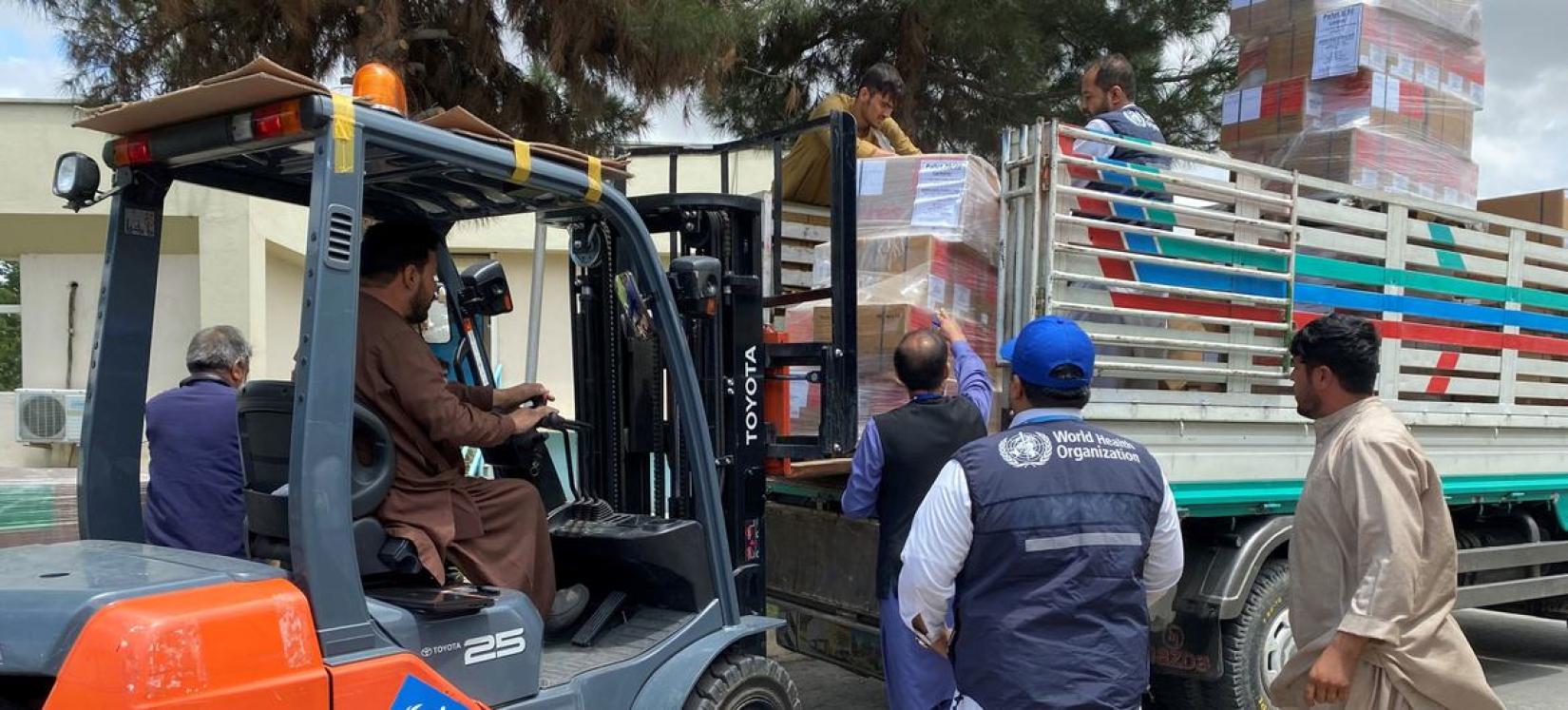 Um carregamento de 9,8 toneladas e 95 metros cúbicos de suprimentos médicos está a caminho das áreas afetadas pelo terremoto no Afeganistão.