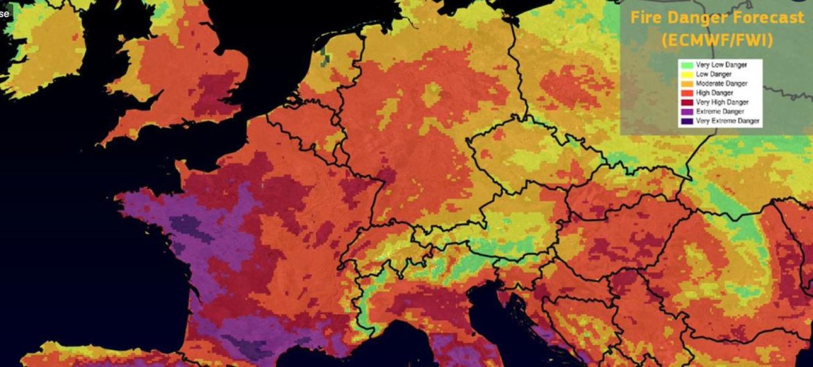 Reino Unido registrou pela primeira vez temperaturas superiores a 40ºC. A temperatura recorde anterior no país era de 38,7ºC , que havia sido atingida apenas três anos atrás.