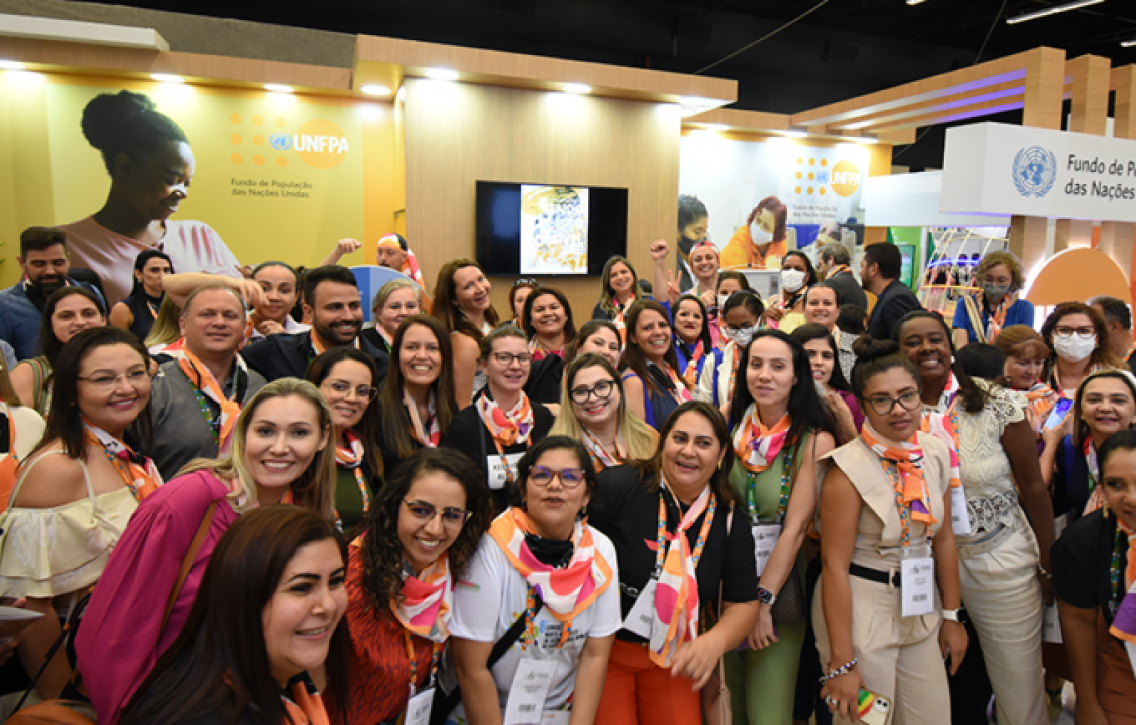 Profissionais e gestores de saúde passaram pelo estande do UNFPA Brasil durante o Congresso.