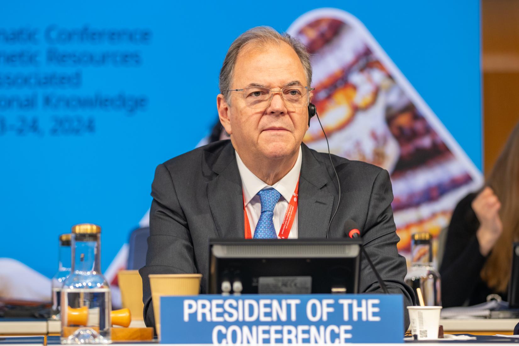 A Conferência Diplomática da OMPI foi presidida pelo Embaixador Guilherme de Aguiar Patriota, que também é Representante Permanente do Brasil na Organização Mundial do Comércio, em Genebra. 
