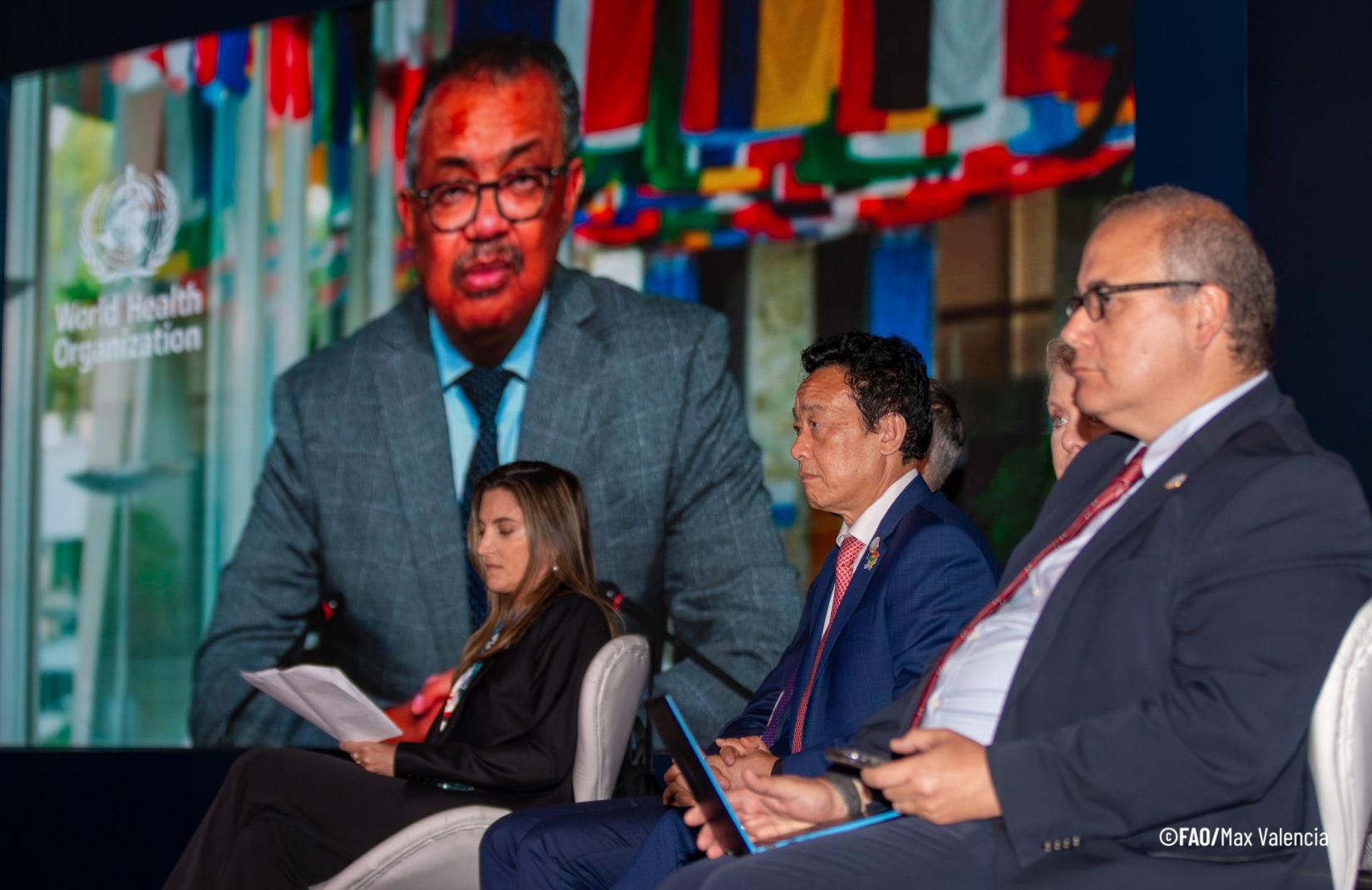 O diretor-geral da OMS, Dr. Tedros Adhanom Ghebreyesus, participa remotamente do evento de lançamento do #SOFI2024, em 24 de julho de 2024. 