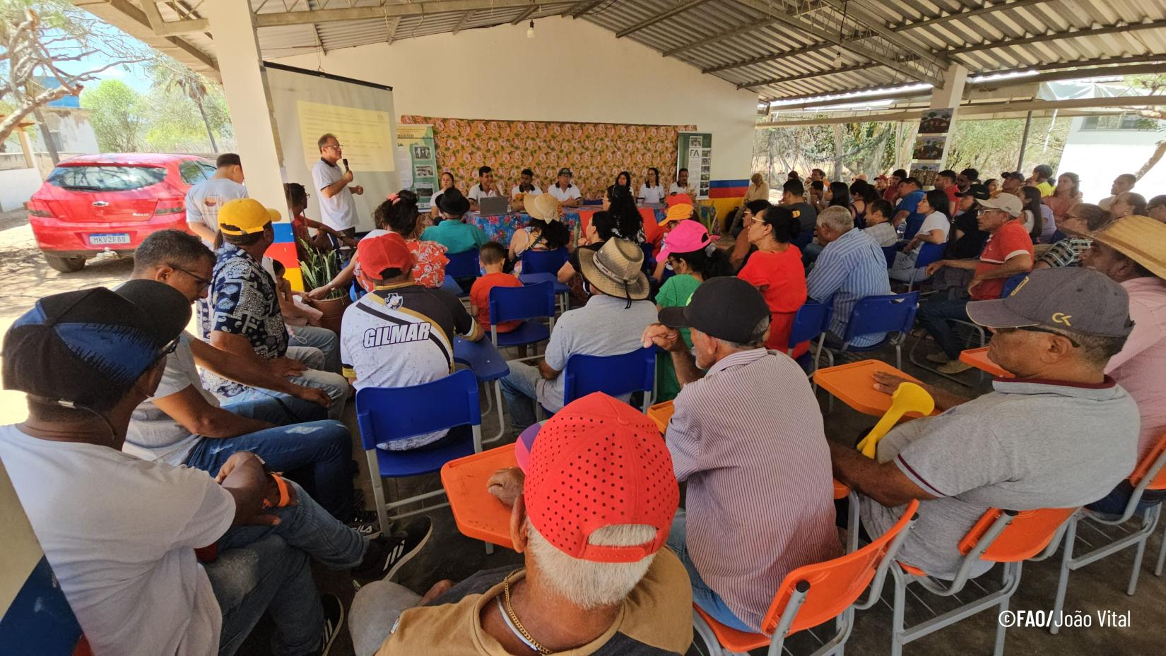 Em Uauá, o REDESER foi um divisor de águas para os agricultores familiares, especialmente apicultores.