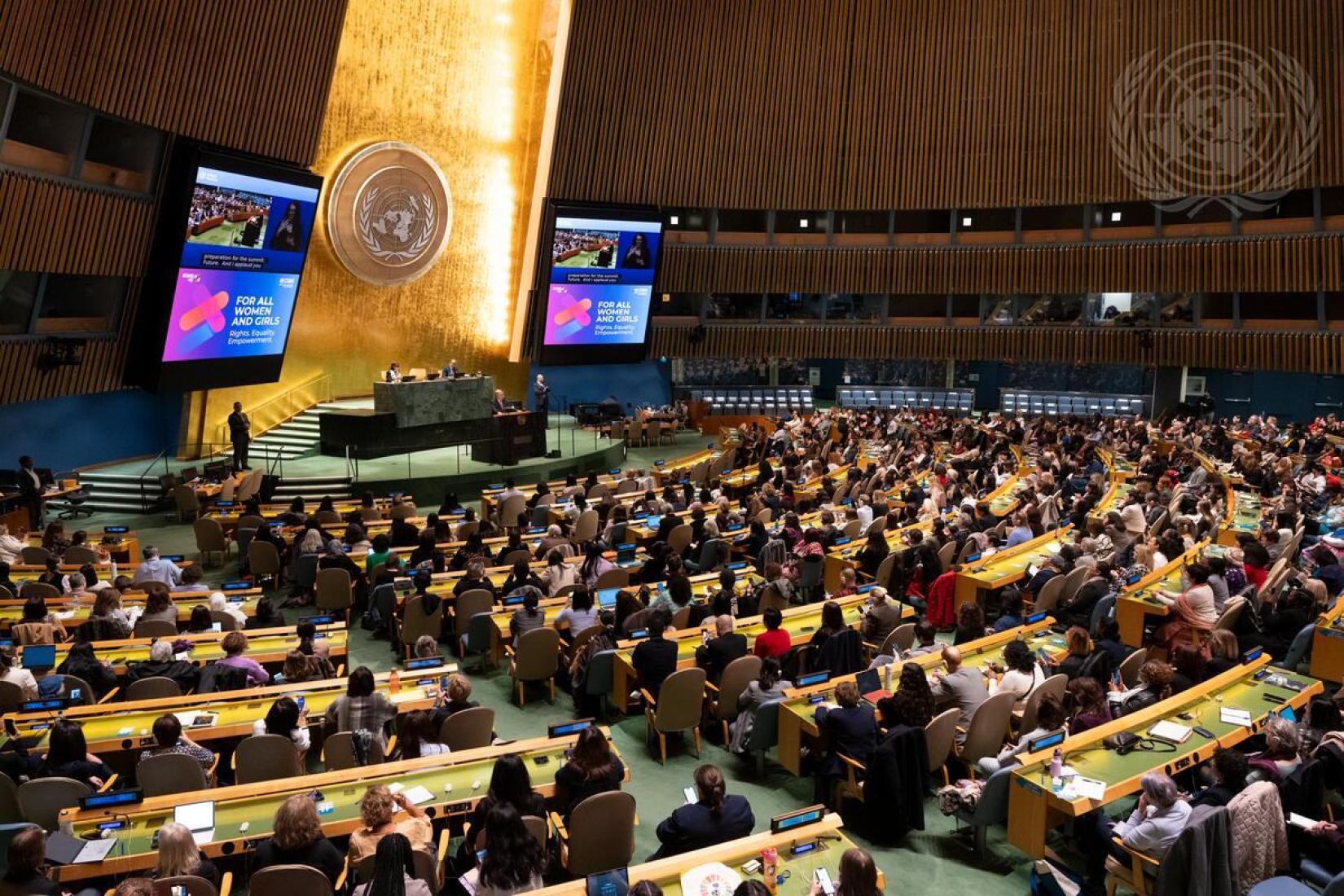 Reunião com organizações da sociedade civil durante a 69ª sessão da Comissão sobre o Status da Mulher, realizada em 11 de março de 2025. Estabelecida em 21 de junho de 1946, a Comissão é o principal órgão intergovernamental global dedicado exclusivamente à promoção da igualdade de gênero e ao empoderamento das mulheres.