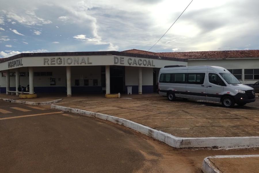 Furgão doado a hospital de Rondônia para transporte de roupas hospitalares