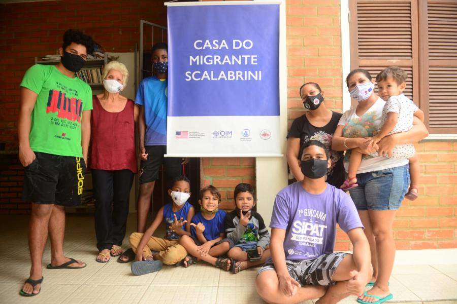 A Casa do Migrante Scalabrini de Florianópolis oferece aos beneficiários acolhida integral, com alimentação, aulas de português e atendimento nas áreas de proteção e integração