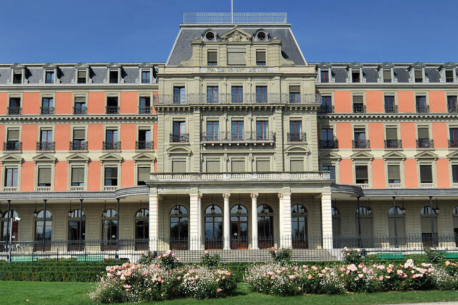 Vista externa do Palácio Wilson em Genebra, Suíça, sede do Escritório do Alto Comissariado das Nações Unidas para os Direitos Humanos (ACNUDH).